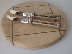 Cheese Board with Cheese Knife & Butter Knife. Black & Natural laminated with sycamore. Finished with a durable resin coating. All suitable for hand washing.